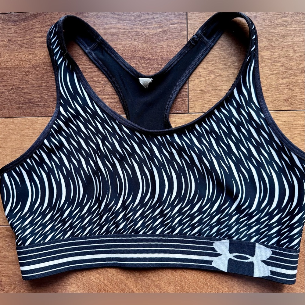 Under Armour-Sports.  Black and White Sports Bra